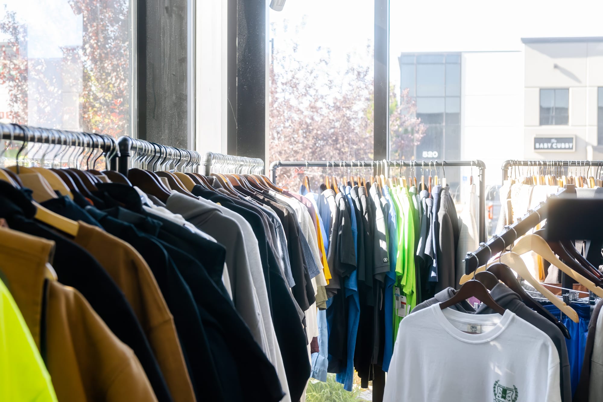 How to Choose Quality Custom Apparel That Represents Your Brand Well