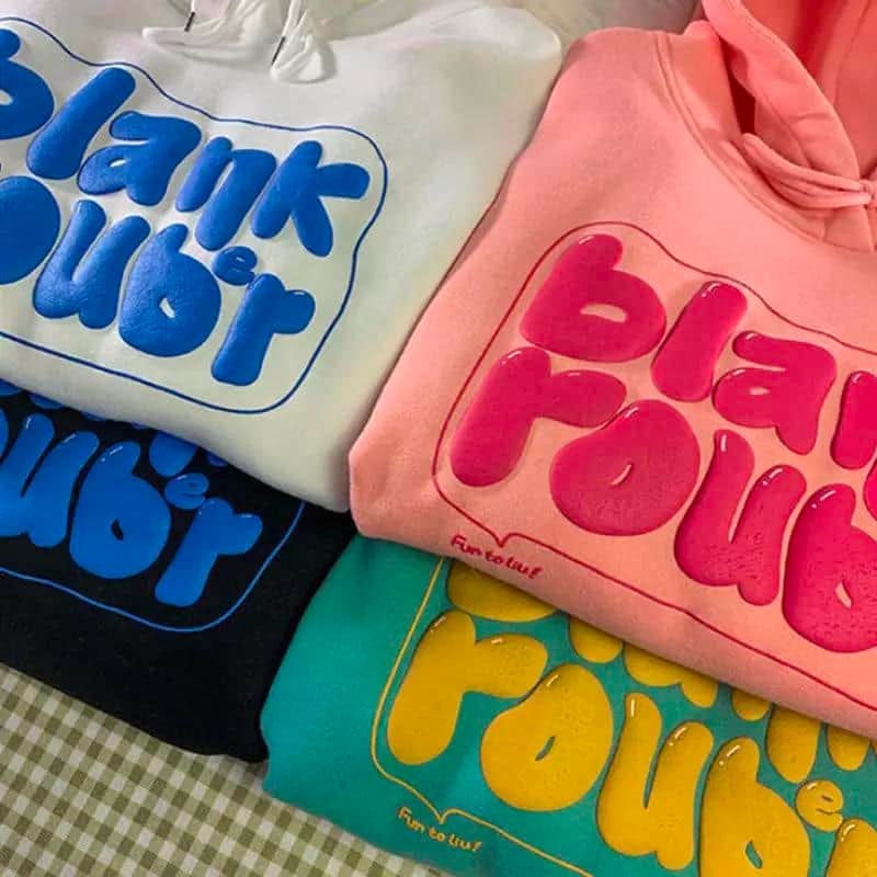 How Bulk Custom Apparel Orders Can Save Your Company Time and Money